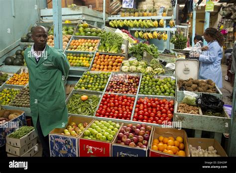 food market in nairobi